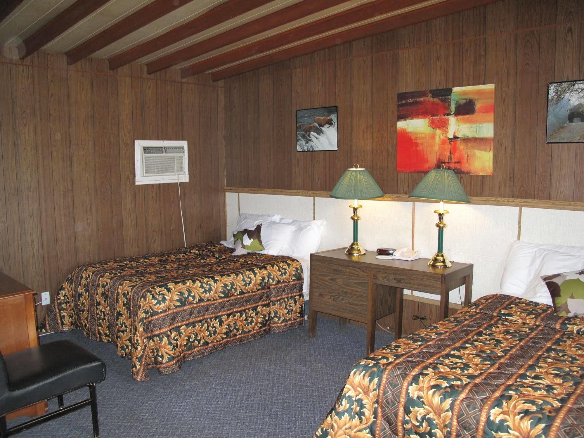 Blue Mountain Motel Пинчер-Крик Экстерьер фото